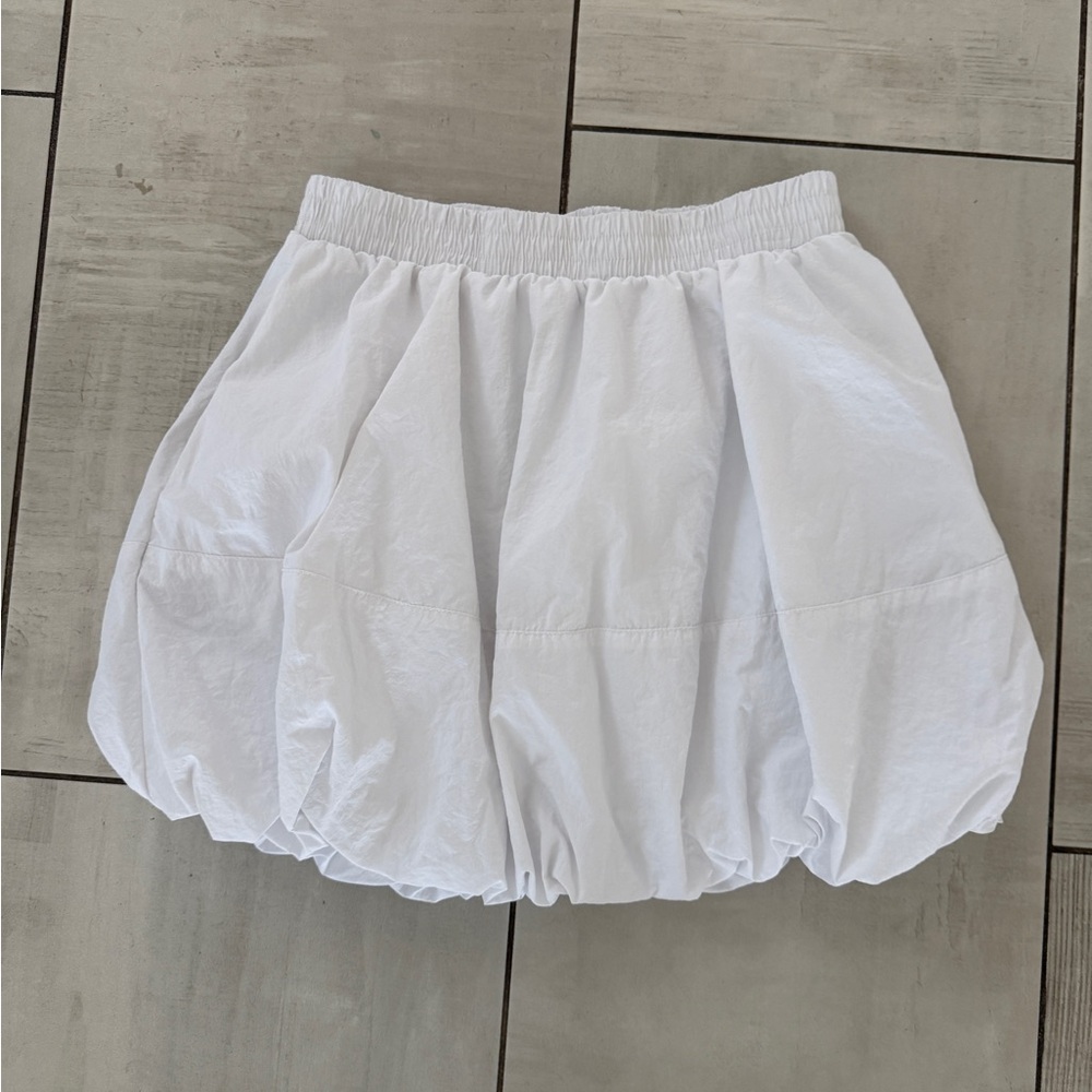 Steve Madden White Bubble Mini Skirt
